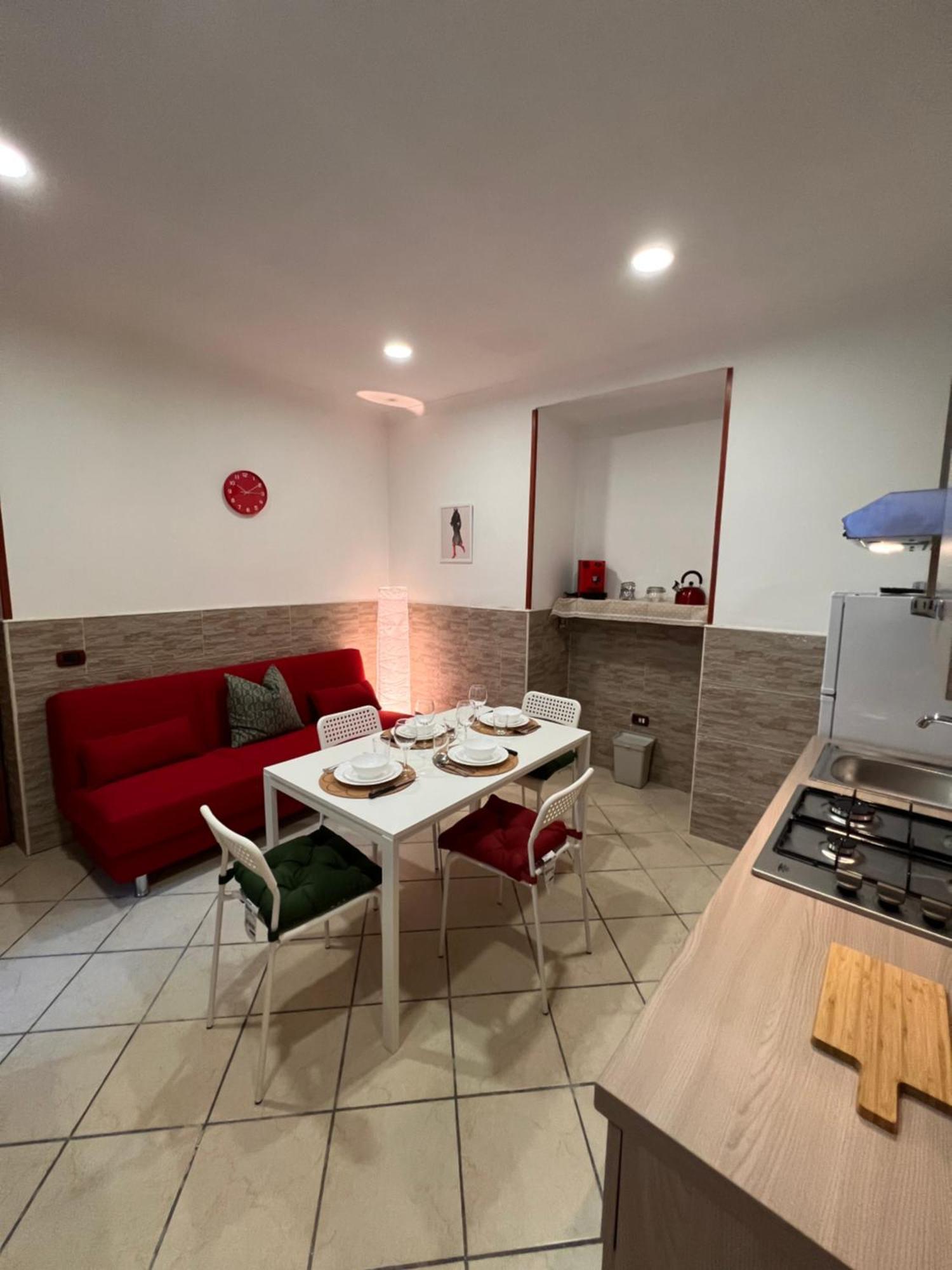 Casa Tua Al Centro Di Napoli Nápoles Exterior foto